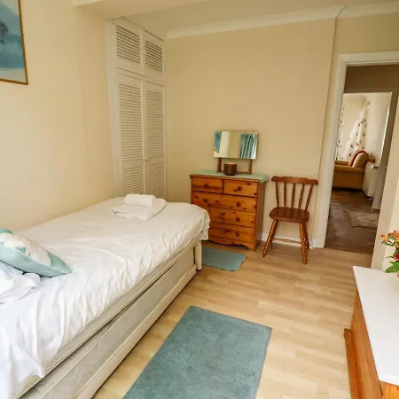 Beechwood View * Scarborough
